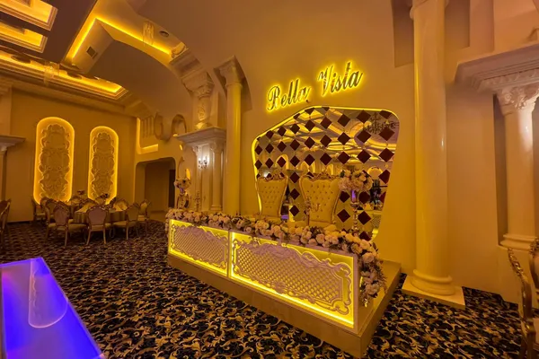 Bella Vista, Toplica 6